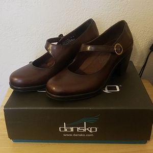 Dansko Becca Brown Nappa Mary Jane Shoes